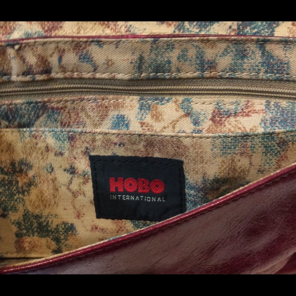 HOBO - Picture 5 of 7